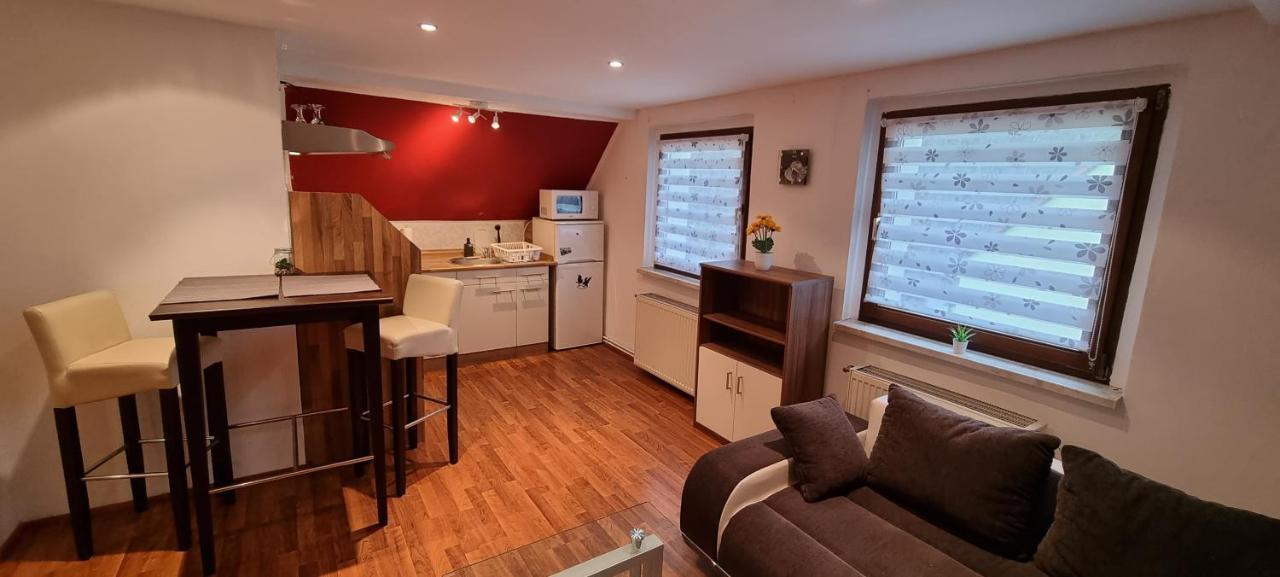 Süße kleine Ferienwohnung Pirna Exterior foto