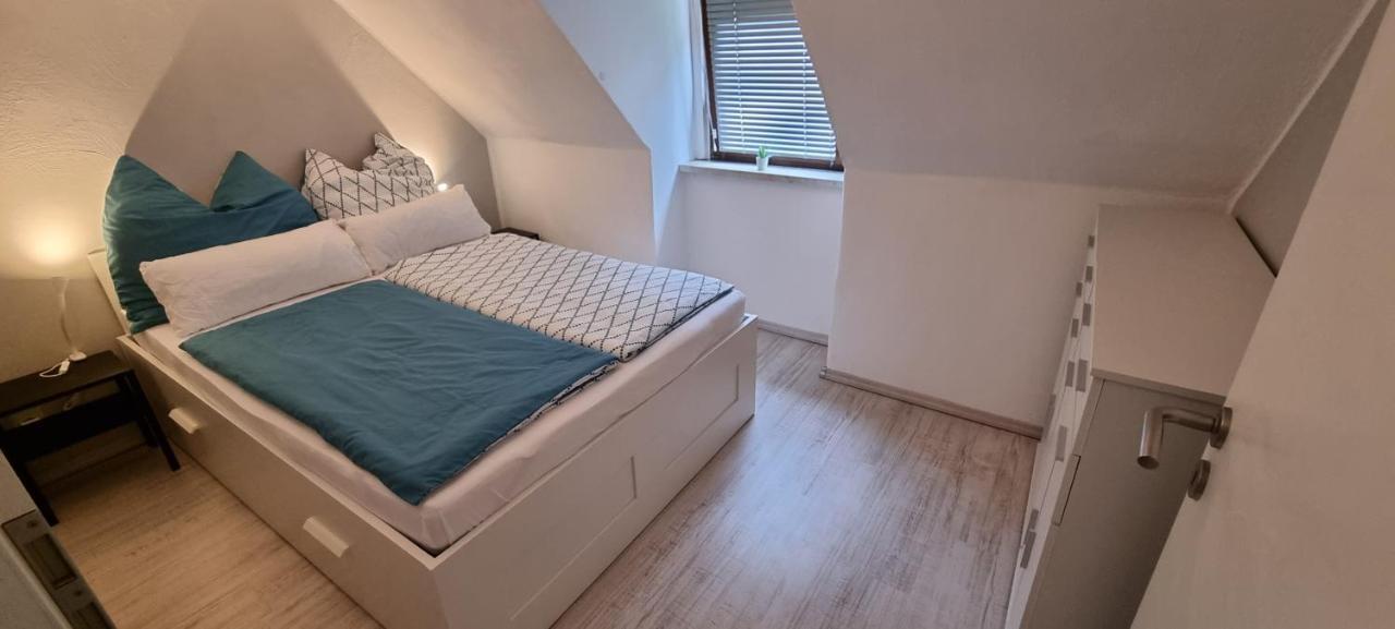 Süße kleine Ferienwohnung Pirna Exterior foto